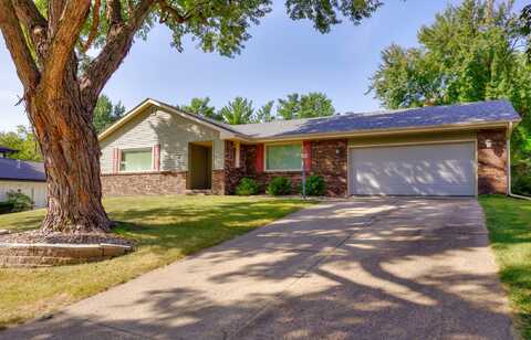 3808 Mary Lynn Drive, Urbandale, IA 50322