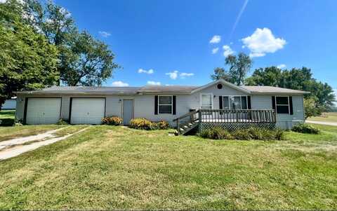 105 N East Avenue, Lacona, IA 50139