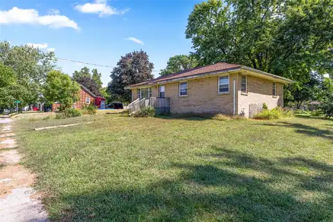 2419 E 23rd Street, Des Moines, IA 50317
