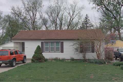 1218 68th Street, Windsor Heights, IA 50324
