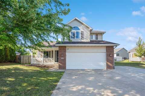 402 5th Street NW, Bondurant, IA 50035