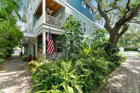 608 SW Cleveland Avenue, Stuart, FL 34994