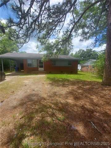 1822 CAMELOT Drive, Fayetteville, NC 28304