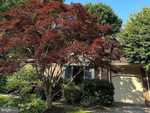 301 HANOVER CT, WAYNE, PA 19087