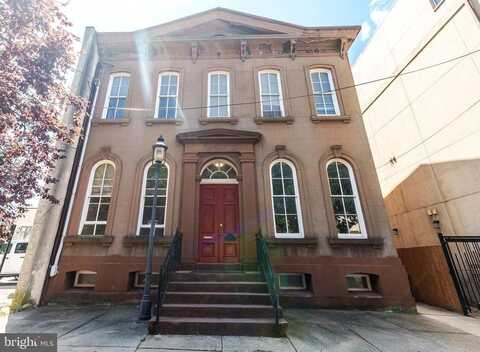 318 BAINBRIDGE STREET, PHILADELPHIA, PA 19147