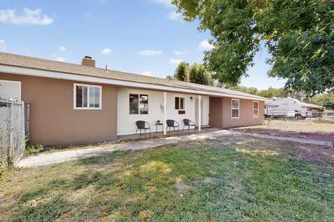 1935 El Dorado Loop, Bosque Farms, NM 87068