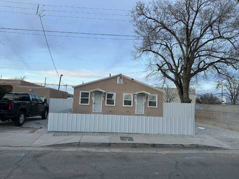 425 FITZGERALD Road NW, Albuquerque, NM 87107