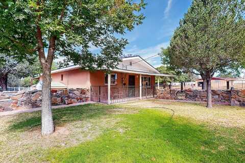 216 El Cerro Lp, Los Lunas, NM 87031