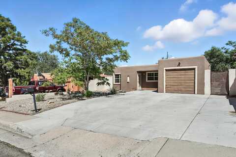 1632 Columbia Drive SE, Albuquerque, NM 87106
