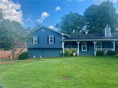5176 Ashford Court SW, Lilburn, GA 30047
