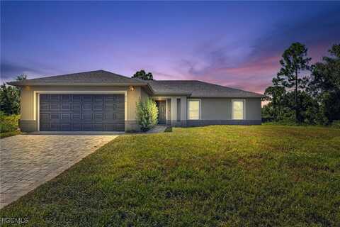 872 Carbon Street E, Lehigh Acres, FL 33974