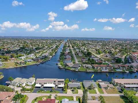 3619 SE 10th Avenue, Cape Coral, FL 33904