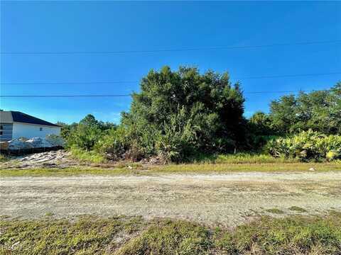 16 W 18th Street, Lehigh Acres, FL 33972