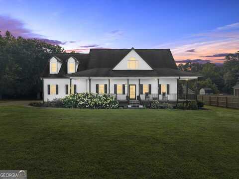 933 Boone, Hoschton, GA 30548
