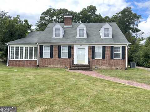 402 S 8th, Lanett, AL 36863
