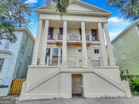 808 Drayton, Savannah, GA 31401