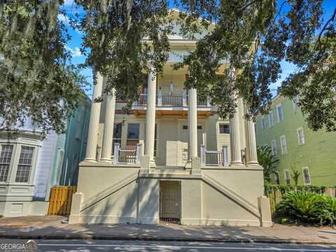 808 Drayton, Savannah, GA 31401