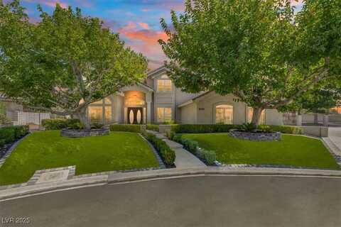 8000 Silver King Drive, Las Vegas, NV 89129