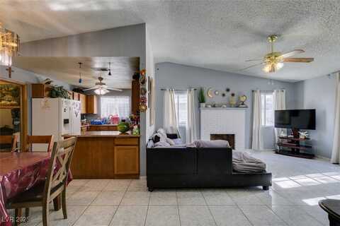 1816 N Torrey Pines Drive, Las Vegas, NV 89108