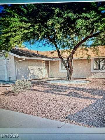5521 Seattle Slew Drive, Las Vegas, NV 89108