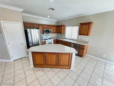 6412 Starling Mesa Street, North Las Vegas, NV 89086