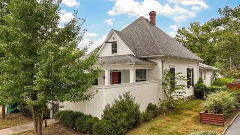 630 S Market Avenue, Springfield, MO 65806