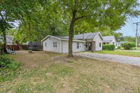 1226 E Scott Street, Springfield, MO 65802