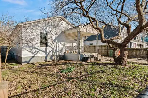 2212 N Kellett Avenue, Springfield, MO 65803
