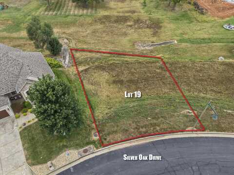 1494 W Silver Oak Drive, Springfield, MO 65810
