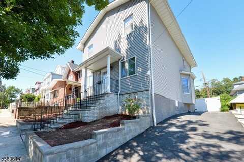 11 Bock Ave, Newark, NJ 07112