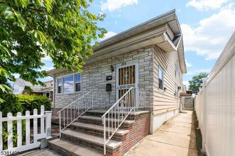 229 Brighton Ave, Belleville, NJ 07109
