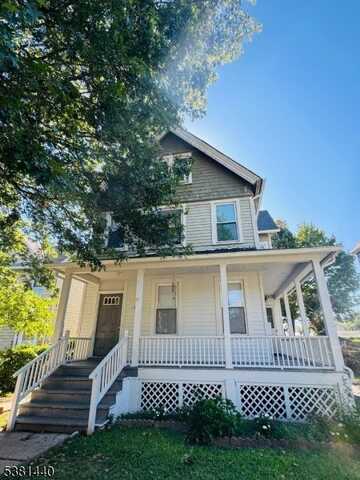 536 E 2Nd St, Plainfield, NJ 07060