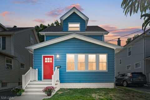 419 Locust St, Roselle Park, NJ 07204