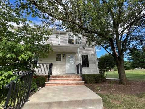 608 Wedgewood Cir, Raritan, NJ 08822
