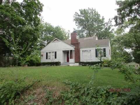 2421 NE Vivion Road, Kansas City, MO 64118