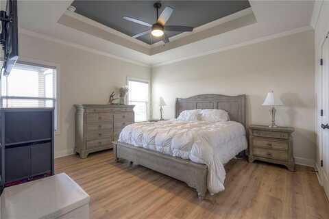 15438 W 173rd Street, Olathe, KS 66062