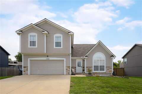 11501 E 207TH Circle, Peculiar, MO 64078