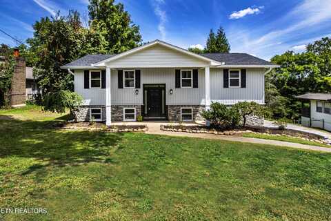 7824 Cedarcrest Rd, Knoxville, TN 37938
