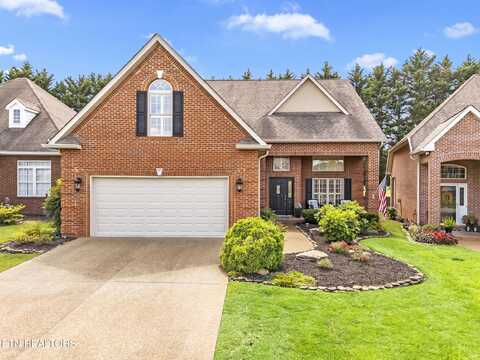 221 Savannah Park Drive, Maryville, TN 37803