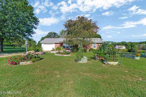 2145 Potato Farm Rd, Crossville, TN 38571