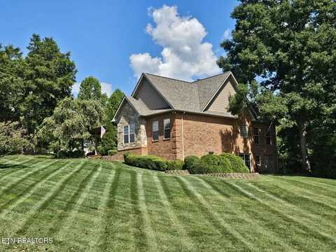 1403 Chickadee Circle, Maryville, TN 37801