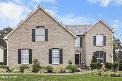 8464 Lawnpark Drive, Knoxville, TN 37923
