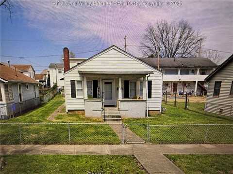 143 5th Avenue, South Charleston, WV 25309