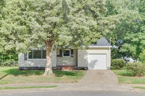 506 Regina Ct, Hampton, VA 23669