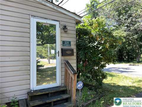 225 W Center Street, Wind Gap Boro, PA 18091