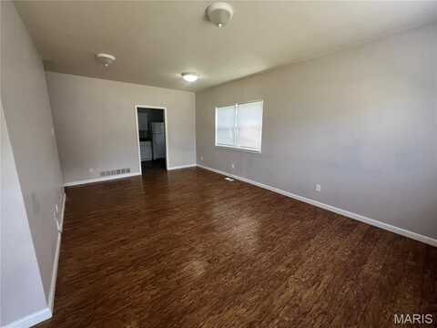 7064 Mitchell Avenue, Richmond Heights, MO 63117