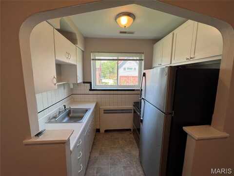 1005 Claytonia Terrace, Richmond Heights, MO 63117