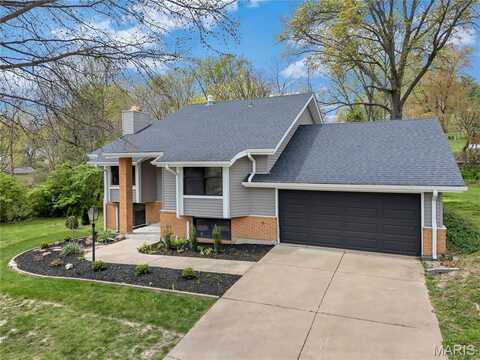 15261 Springrun Drive, Chesterfield, MO 63017