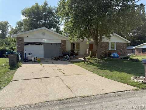 5823 Mayberry Drive, Imperial, MO 63052