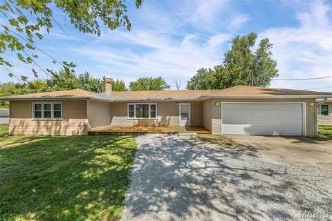 4913 Redwood Lane, Granite City, IL 62040